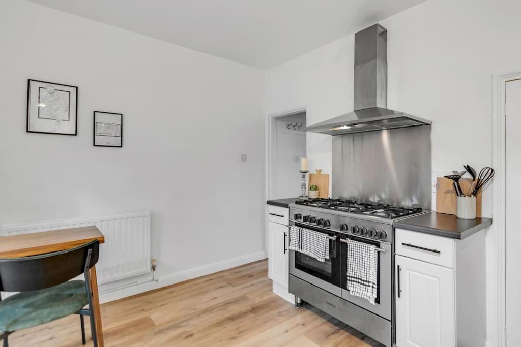 Holiday home Stylish 2 Bed Centre House